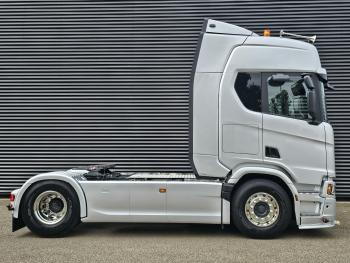 R460 4x2 / RETARDER / FULL AIR / 2 TANKS